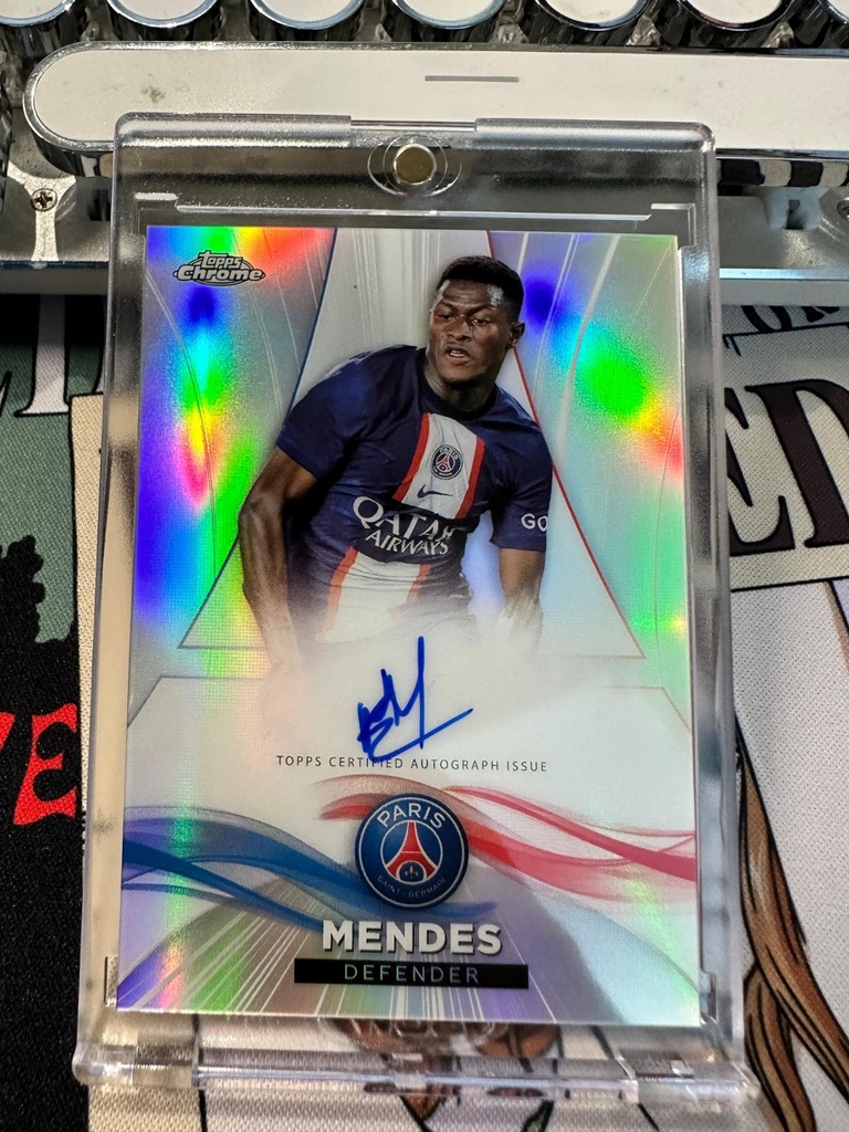 2022-23 Topps Chrome PSG NUNO MENDES On Card Autograph /75 Best Defender
